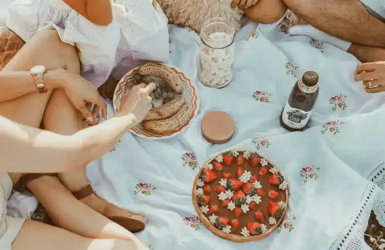 Budget-Friendly Picnic Party Ideas